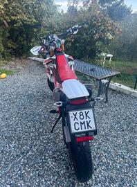 Suzuki Valenti Rancing SM 50 - 2020