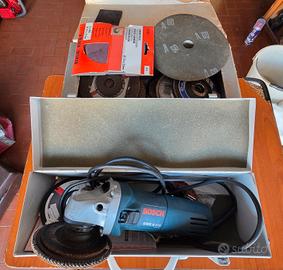 Smerigliatrice angol. Bosch GWS 6-115 + ~30 dischi