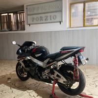 HONDA CBR 900 RR FireBlade