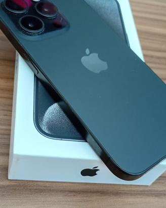 Iphone 15 PRO  perfetto con 88% di batteria