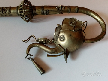 Pipa da oppio Thailandese a forma di elefante
