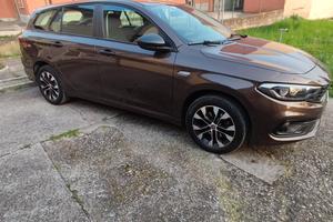 fiat tipo 1.6 diesel  city Life 