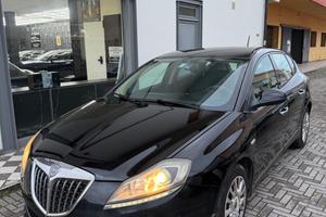 Lancia Delta 1.4 T-Jet 120 CV Argento Ecochic GPL