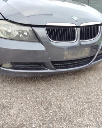 Paraurti anteriore BMW 320D del 2006