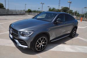 Splendida MERCEDES GLC COUPE' 300D Premium Plus