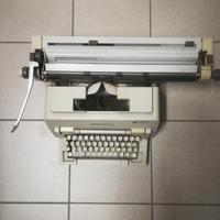 Macchina da scrivere 