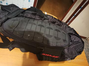 protezioni schiena motociclista spyke 
