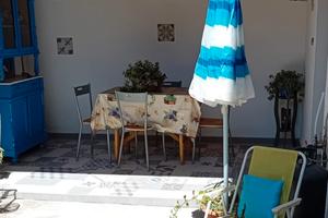 Trilocale al primo piano . ammobiliato