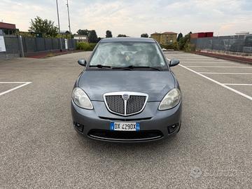 Lancia Ypsilon 1.4 Platino Ecochic GPL