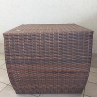 Tavolino in rattan sintetico marrone