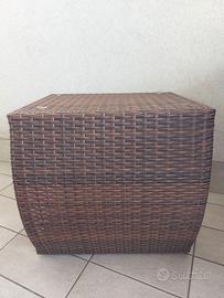 Tavolino in rattan sintetico marrone