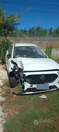Mg Zs Gpl Benzina incidentata