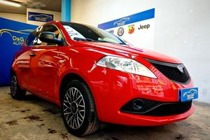 Lancia Ypsilon 1.0 Hybrid Ecochic