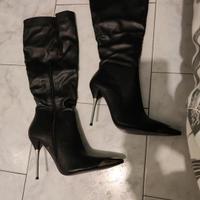 stivali alti tacco a spillo 