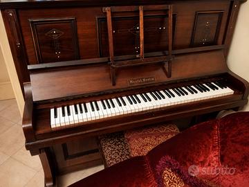 Pianoforte verticale Mastul Berlin