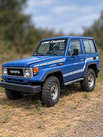 TOYOTA LAMD CRUISER BJ70 4x4