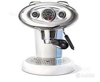 Macchina da caffè a capsule X7.1 iperespresso Illy
