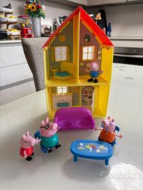 Casa Peppa Pig con personaggi