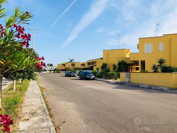 Grazioso appartamento a torre dell'orso Salento