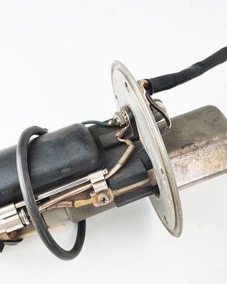 SUZUKI GSX R 600 K1 K2 K3 pompa benzina interna