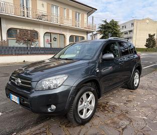 Toyota RAV 4 RAV4 2.2 D-4D 136 CV Sol
