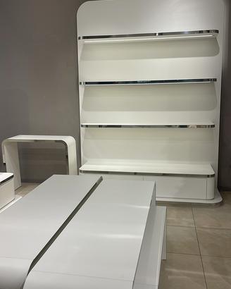 arredamento negozio