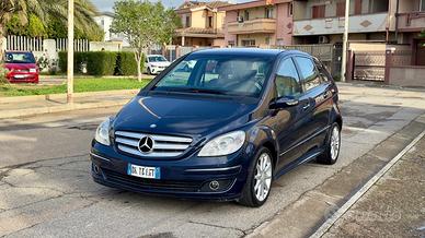 Mercedes-benz B 200 Sport