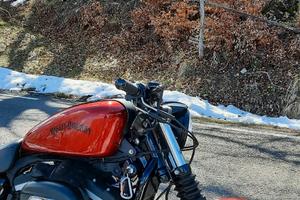 Harley-Davidson Sportster 883 - 2012