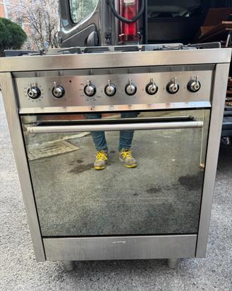 Cucina 5 fuochi smeg