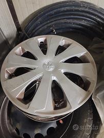 4 gomme invernali con cerchio. 