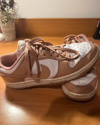 Nike Dunk Low - Rose Whisper