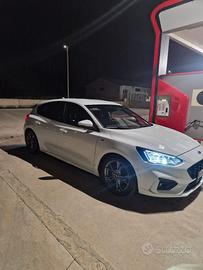ford focus eco line 1.5 2020