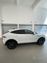 Jaguar E pace awd 4 Autocarro N.1