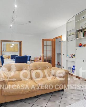 Villetta a schiera di 392 m² con più di 5 locali e