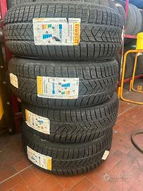 Gomme Pirelli 225/55/18