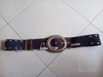 Cintura Guru con fibbia in metallo
