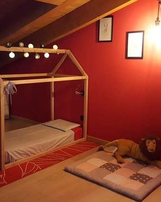 Lettino Montessoriano a capanna legno + materasso