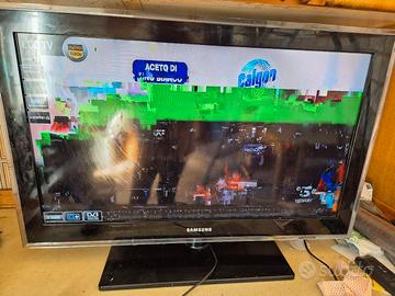TV LCD Samsung 42"