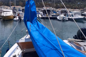 Dufour T7