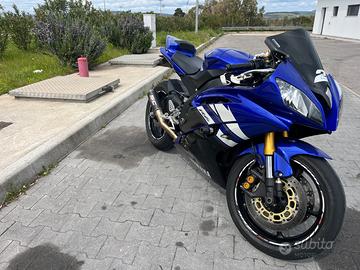 Yamaha yzf r6