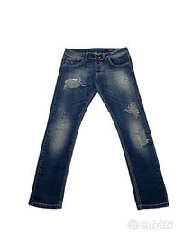 Jeans slim strappati Yoshii taglia IT44