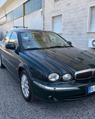 Jaguar X-Type 2.5 V6 24V cat Executive
