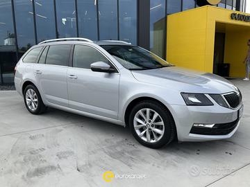 SKODA Octavia 1.5 DSG Wagon Executive G-Tec
