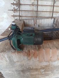 Pompa a centrifuga