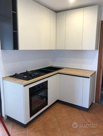 Cucina + elettrodomestici