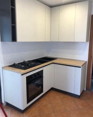 Cucina + elettrodomestici