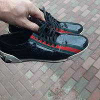 2 paia di scarpe gucci originali TG 44