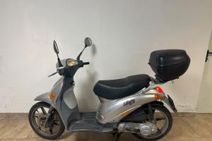 SCOOTER PIAGGIO LIBERTY
