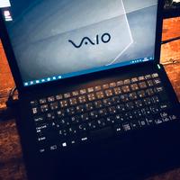 VAIO 11.6" FHD 1920x1080. Intel I5 8GB SSD 256GB