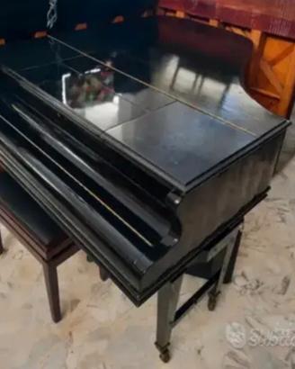 Pianoforte codino John brinsmead &Sons